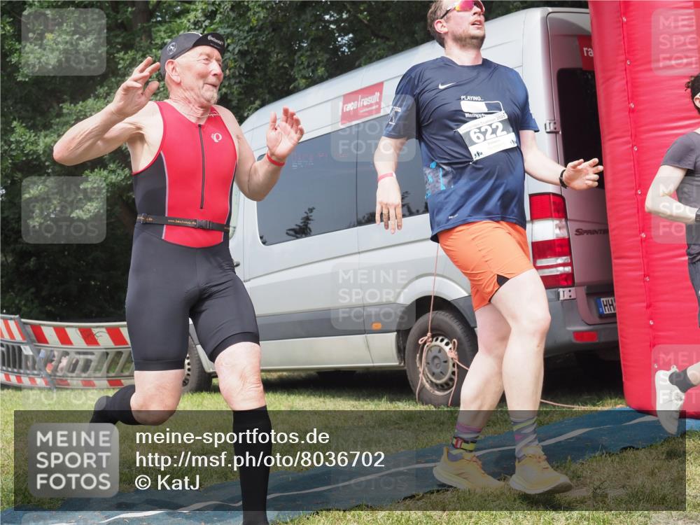 15.06.2025 - 27. Vierlanden-Triathlon KatJ http://msf.ph/oto/8036702 15.06.2025 11:25:51 Schwimmen  meine-sportfotos.de