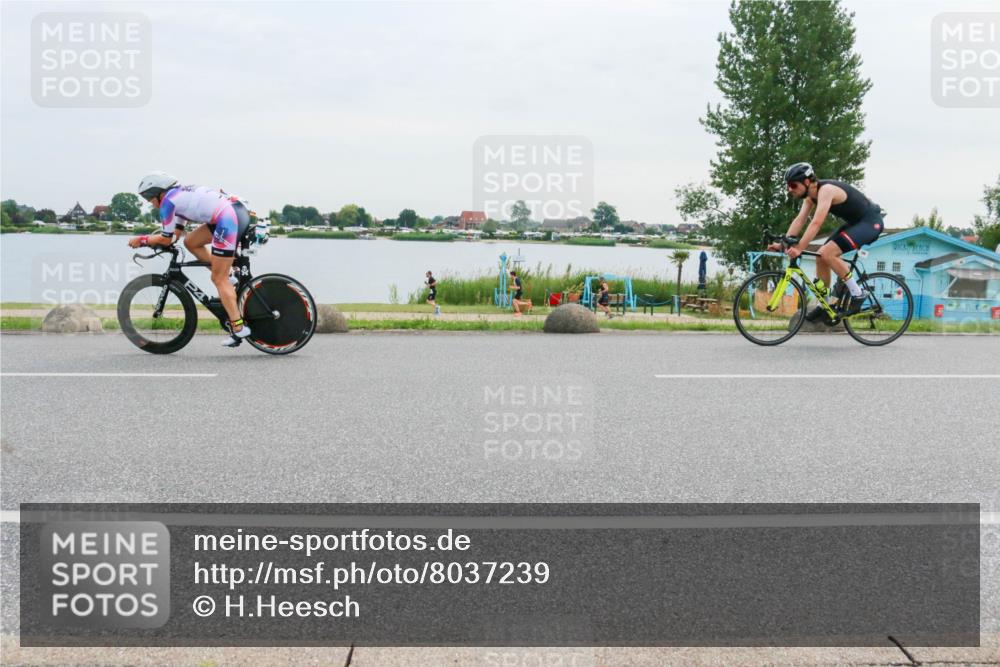 15.06.2025 - 27. Vierlanden-Triathlon H.Heesch http://msf.ph/oto/8037239 15.06.2025 10:50:47 Radfahren 18, 180, 196, 373, 592 meine-sportfotos.de
