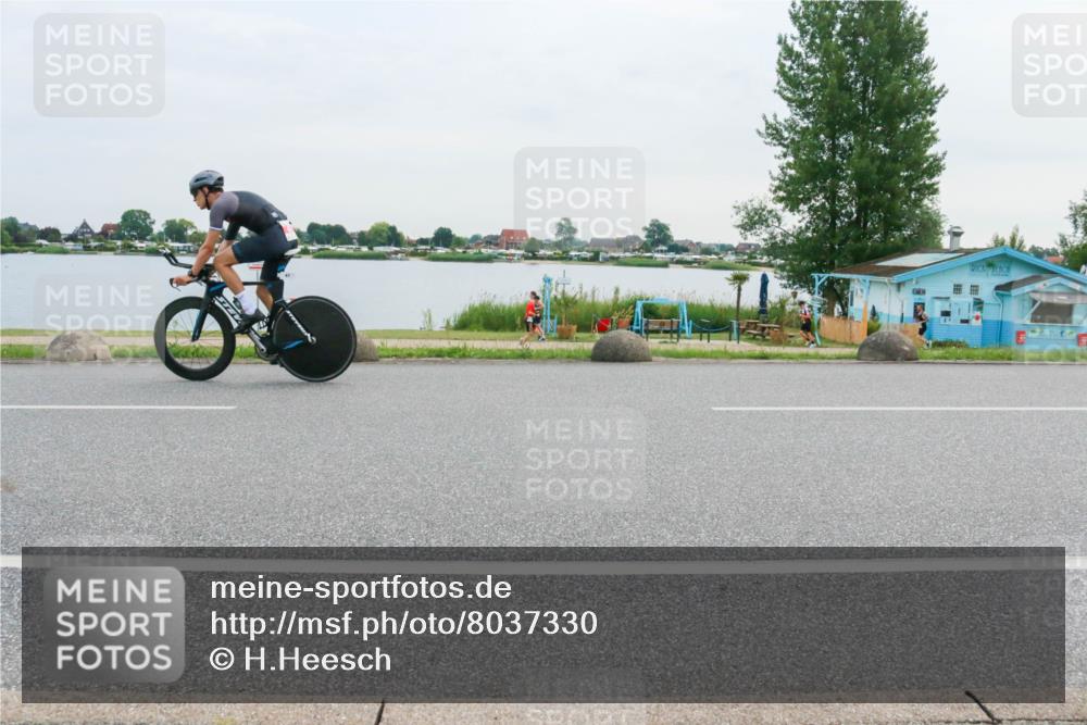 15.06.2025 - 27. Vierlanden-Triathlon H.Heesch http://msf.ph/oto/8037330 15.06.2025 10:51:43 Radfahren 47, 183 meine-sportfotos.de