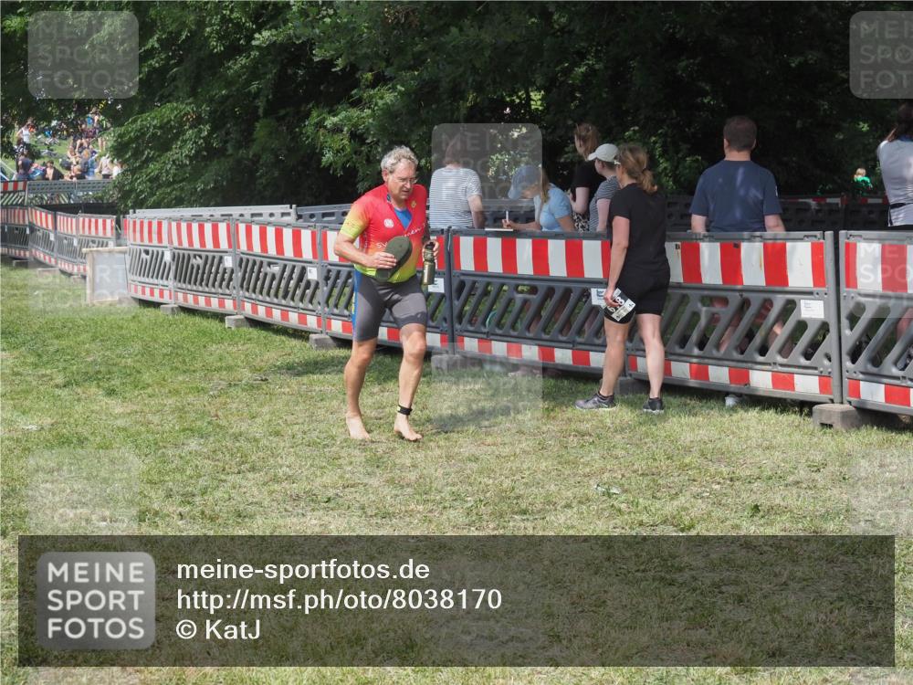 15.06.2025 - 27. Vierlanden-Triathlon KatJ http://msf.ph/oto/8038170 15.06.2025 11:32:05 Schwimmen  meine-sportfotos.de