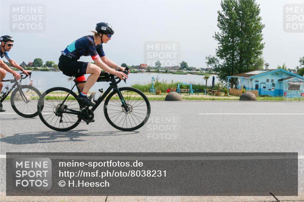 21.06.2025 - 27. Vierlanden-Triathlon H.Heesch http://msf.ph/oto/8038231 15.06.2025 11:48:33 Radfahren 223, 781, 816, 866 meine-sportfotos.de