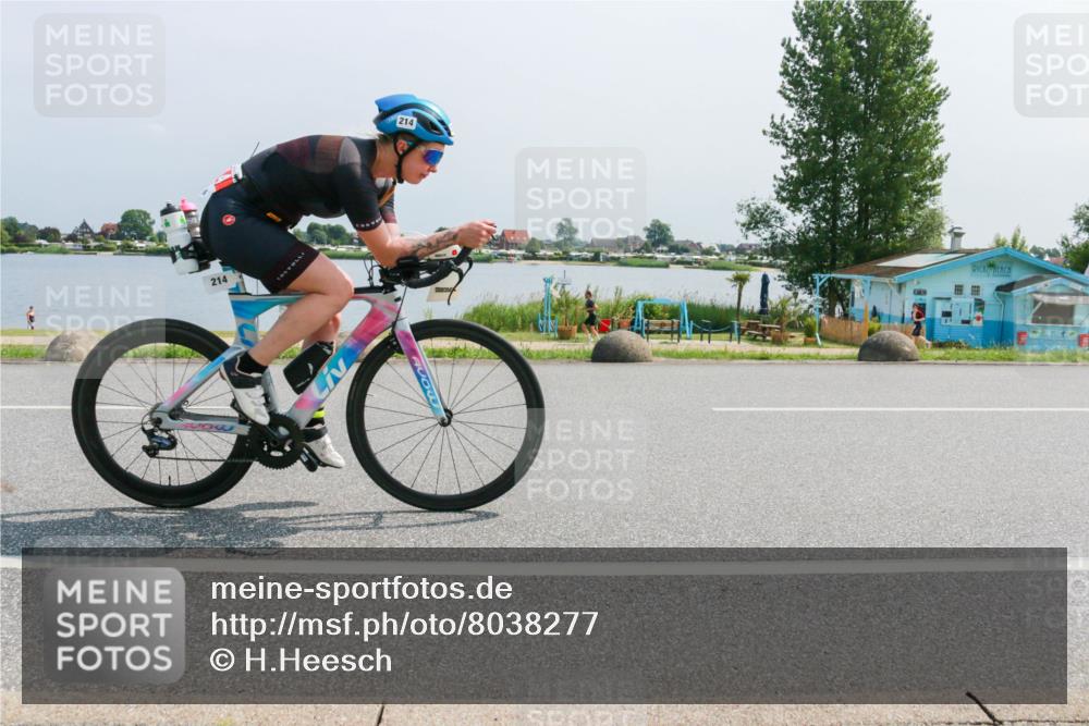 21.06.2025 - 27. Vierlanden-Triathlon H.Heesch http://msf.ph/oto/8038277 15.06.2025 11:48:47 Radfahren 214, 751, 817, 853, 857 meine-sportfotos.de