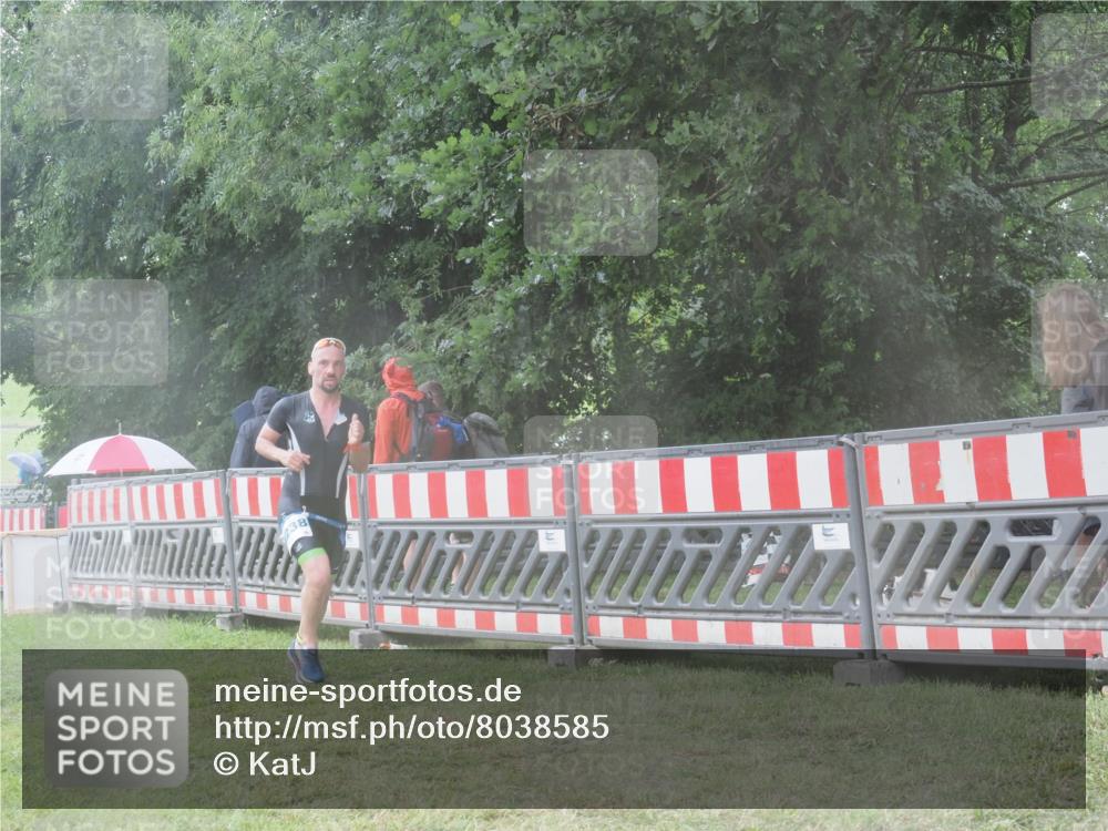 21.06.2025 - 27. Vierlanden-Triathlon KatJ http://msf.ph/oto/8038585 15.06.2025 14:21:28 Ziel 1205, 1238, 1291 meine-sportfotos.de