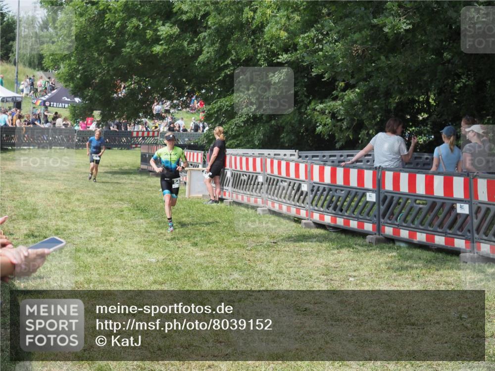 15.06.2025 - 27. Vierlanden-Triathlon KatJ http://msf.ph/oto/8039152 15.06.2025 11:35:18 Schwimmen  meine-sportfotos.de