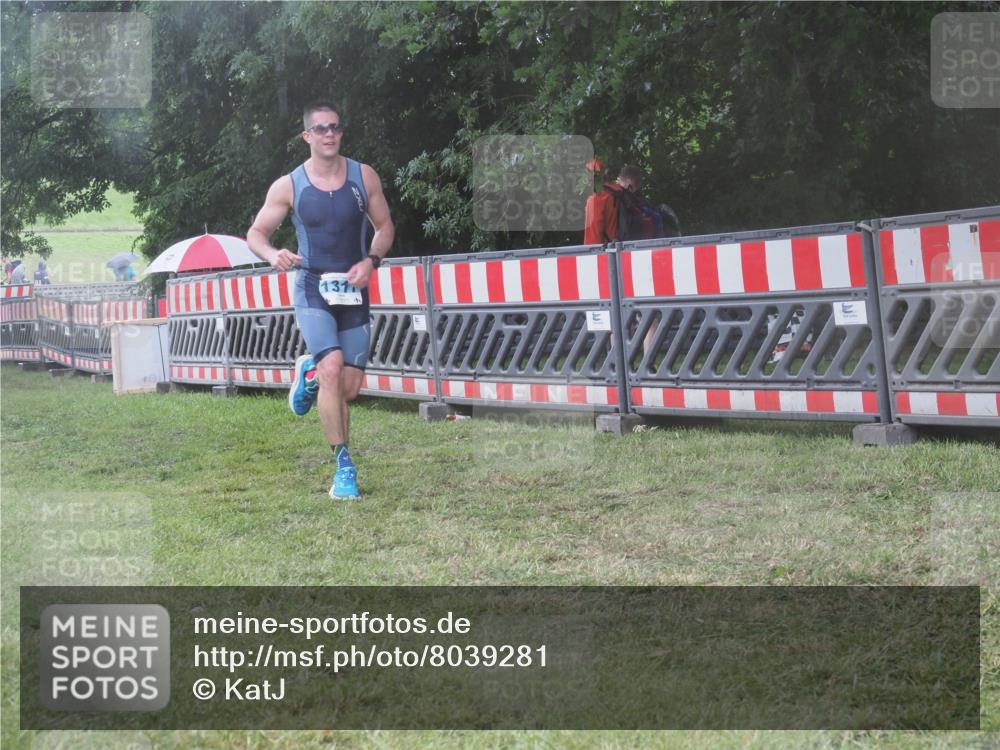 21.06.2025 - 27. Vierlanden-Triathlon KatJ http://msf.ph/oto/8039281 15.06.2025 14:22:49 Ziel 1202, 1317 meine-sportfotos.de
