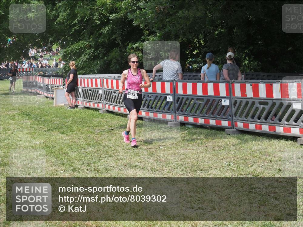 15.06.2025 - 27. Vierlanden-Triathlon KatJ http://msf.ph/oto/8039302 15.06.2025 11:35:41 Schwimmen  meine-sportfotos.de