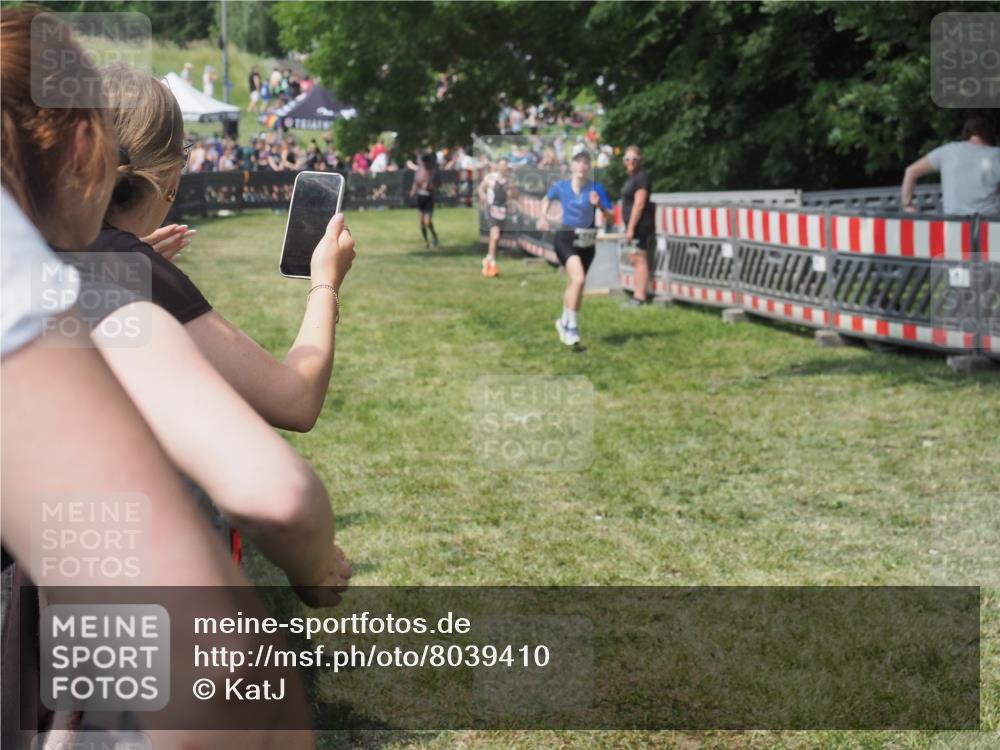 15.06.2025 - 27. Vierlanden-Triathlon KatJ http://msf.ph/oto/8039410 15.06.2025 11:35:59 Schwimmen  meine-sportfotos.de