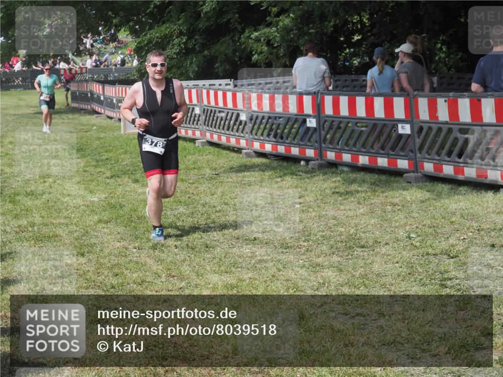 21.06.2025 - 27. Vierlanden-Triathlon KatJ http://msf.ph/oto/8039518 15.06.2025 11:36:13 Schwimmen  meine-sportfotos.de