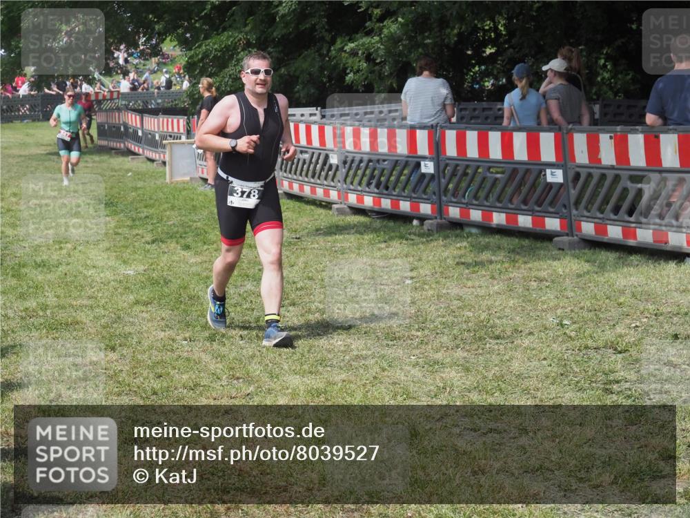 21.06.2025 - 27. Vierlanden-Triathlon KatJ http://msf.ph/oto/8039527 15.06.2025 11:36:13 Schwimmen  meine-sportfotos.de