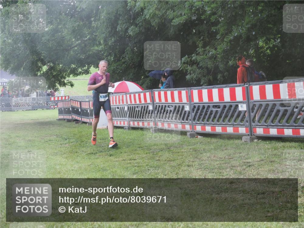 21.06.2025 - 27. Vierlanden-Triathlon KatJ http://msf.ph/oto/8039671 15.06.2025 14:23:52 Ziel 1267, 1300 meine-sportfotos.de