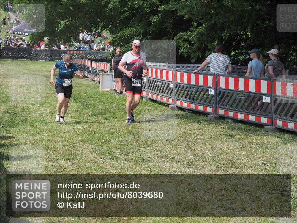 15.06.2025 - 27. Vierlanden-Triathlon KatJ http://msf.ph/oto/8039680 15.06.2025 11:36:49 Schwimmen  meine-sportfotos.de