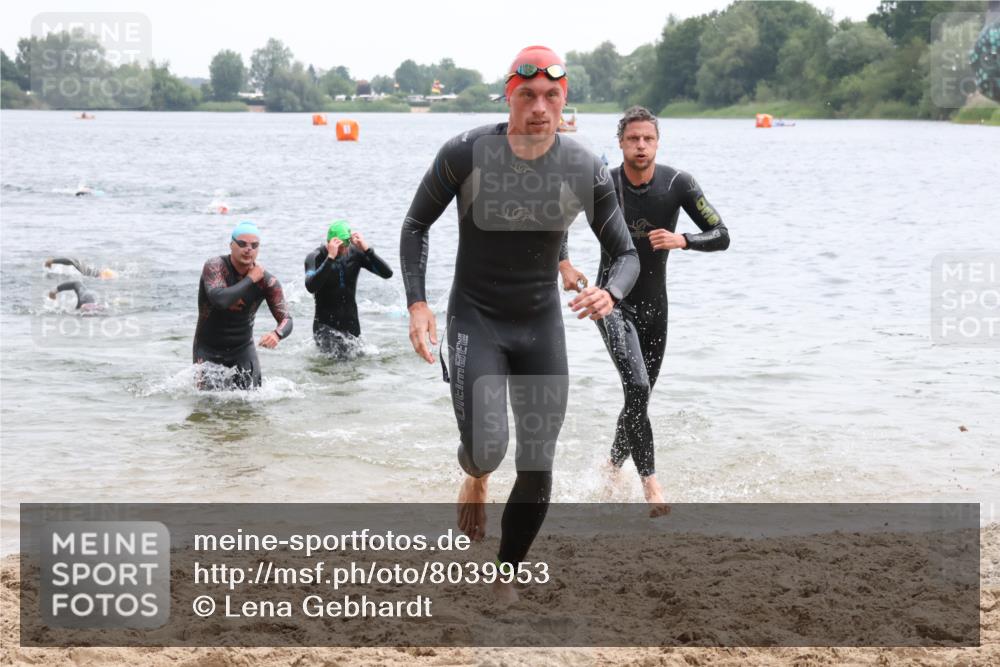 21.06.2025 - 27. Vierlanden-Triathlon Lena Gebhardt http://msf.ph/oto/8039953 15.06.2025 12:54:12 Schwimmen 1102, 1114, 1124, 1125, 1127, 1141, 1145, 1158, 1162 meine-sportfotos.de