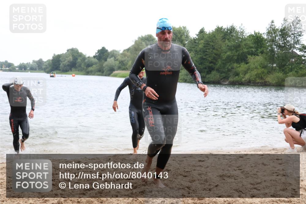 21.06.2025 - 27. Vierlanden-Triathlon Lena Gebhardt http://msf.ph/oto/8040143 15.06.2025 12:54:54 Schwimmen 1097, 1115, 1136, 1137, 1138, 1143, 1146, 1153, 1154, 1155, 1157 meine-sportfotos.de