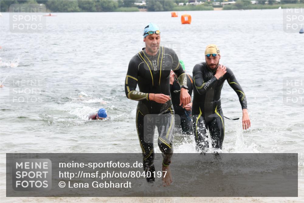 21.06.2025 - 27. Vierlanden-Triathlon Lena Gebhardt http://msf.ph/oto/8040197 15.06.2025 12:55:05 Schwimmen 1107, 1120, 1126, 1128, 1136, 1146, 1153, 1155, 1161 meine-sportfotos.de