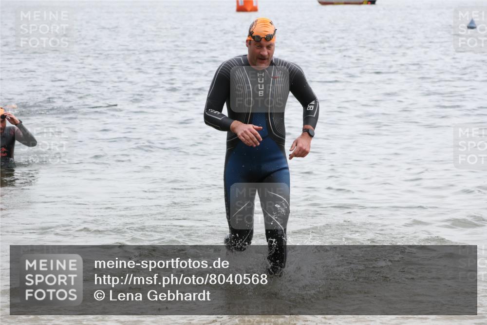 21.06.2025 - 27. Vierlanden-Triathlon Lena Gebhardt http://msf.ph/oto/8040568 15.06.2025 12:56:29 Schwimmen 1099, 1101, 1106, 1113, 1122, 1149, 1152, 1159 meine-sportfotos.de