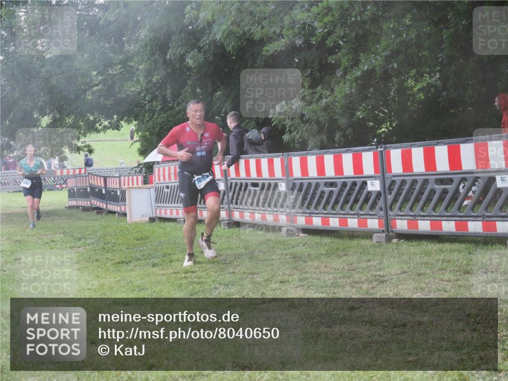 21.06.2025 - 27. Vierlanden-Triathlon KatJ http://msf.ph/oto/8040650 15.06.2025 14:29:00 Ziel 1176, 1252 meine-sportfotos.de