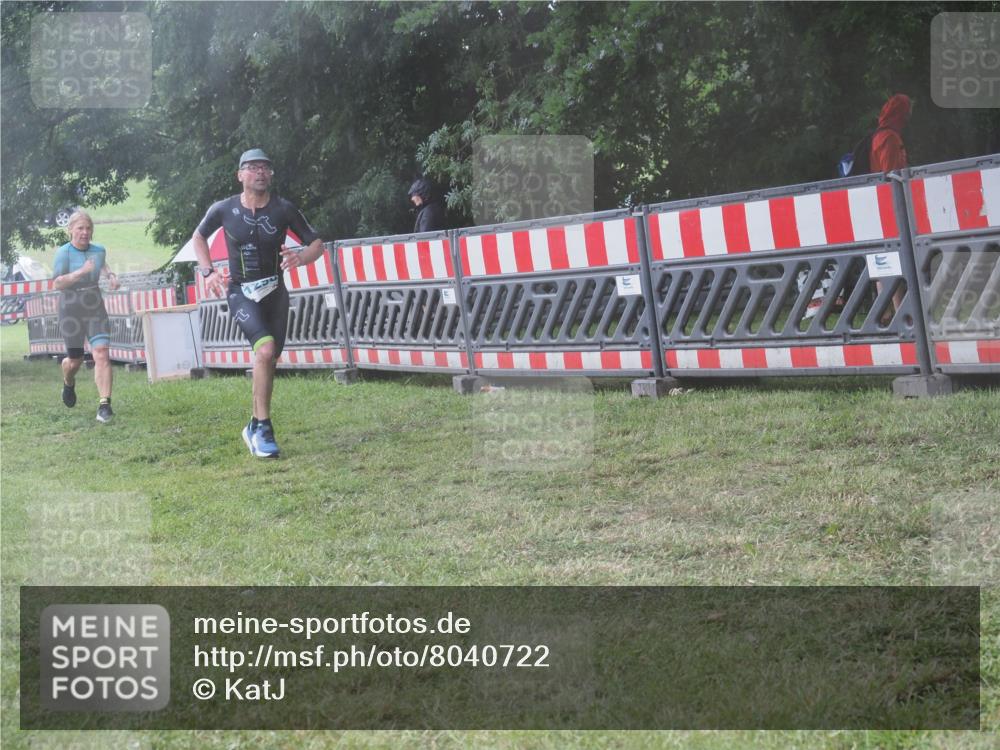 21.06.2025 - 27. Vierlanden-Triathlon KatJ http://msf.ph/oto/8040722 15.06.2025 14:29:18 Ziel 1223, 1296 meine-sportfotos.de