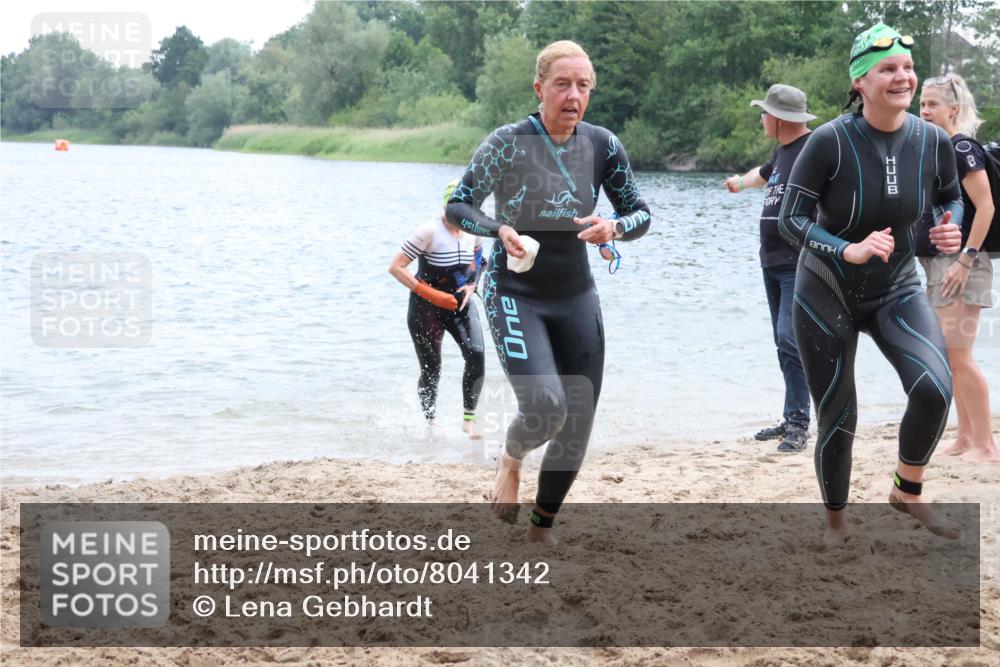 21.06.2025 - 27. Vierlanden-Triathlon Lena Gebhardt http://msf.ph/oto/8041342 15.06.2025 13:06:55 Schwimmen 1166, 1167, 1191, 1200, 1205, 1210, 1215, 1217 meine-sportfotos.de