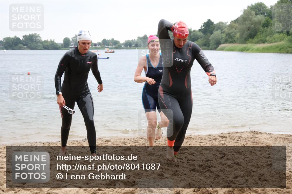 21.06.2025 - 27. Vierlanden-Triathlon Lena Gebhardt http://msf.ph/oto/8041687 15.06.2025 13:08:20 Schwimmen 1168, 1173, 1176, 1178, 1185, 1198, 1202, 1212, 1229 meine-sportfotos.de