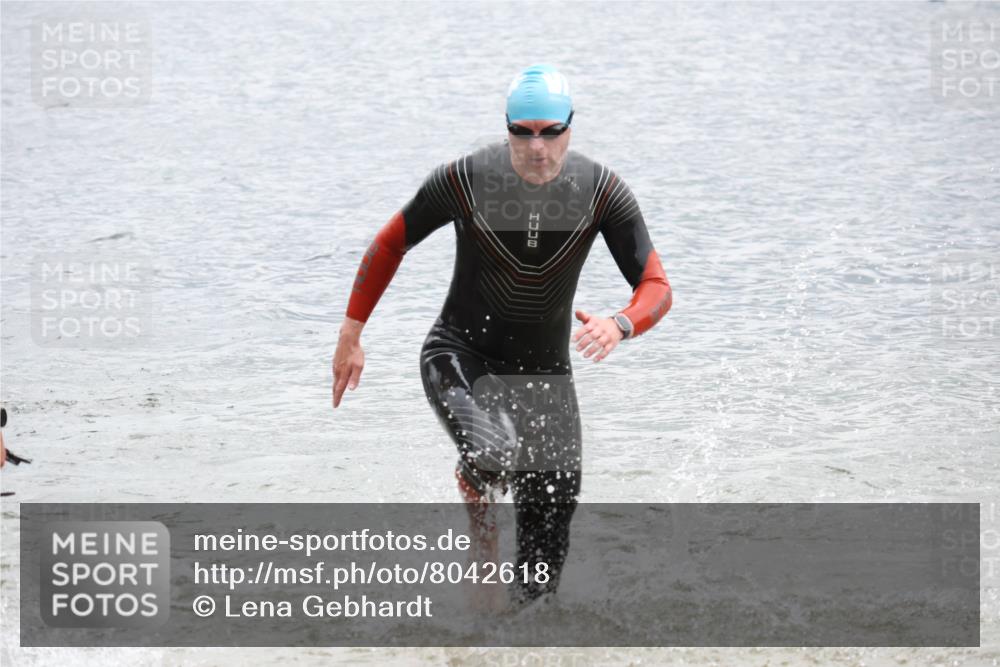 21.06.2025 - 27. Vierlanden-Triathlon Lena Gebhardt http://msf.ph/oto/8042618 15.06.2025 13:21:53 Schwimmen 1244, 1252, 1255, 1258, 1270, 1271, 1276, 1291, 1294, 1298, 1313 meine-sportfotos.de
