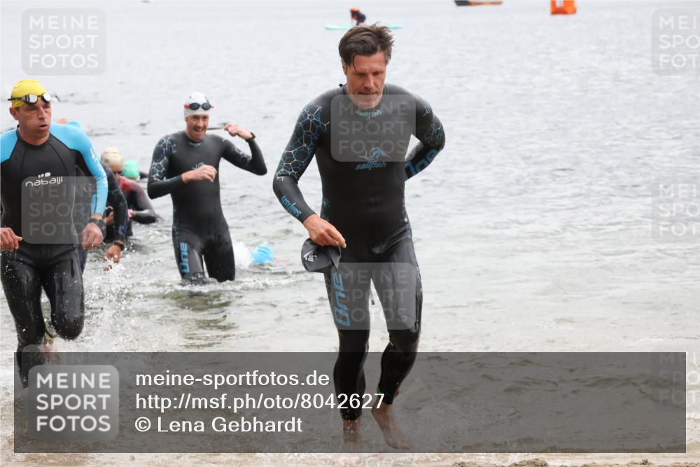 21.06.2025 - 27. Vierlanden-Triathlon Lena Gebhardt http://msf.ph/oto/8042627 15.06.2025 13:21:55 Schwimmen 1231, 1236, 1244, 1252, 1255, 1258, 1270, 1271, 1276, 1291, 1294, 1298, 1313 meine-sportfotos.de