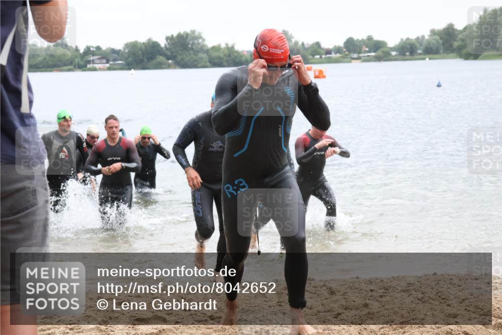 21.06.2025 - 27. Vierlanden-Triathlon Lena Gebhardt http://msf.ph/oto/8042652 15.06.2025 13:22:00 Schwimmen 1231, 1236, 1244, 1251, 1255, 1258, 1263, 1270, 1271, 1276, 1291, 1294, 1313 meine-sportfotos.de