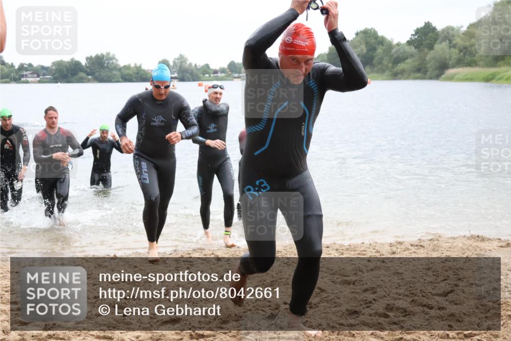 21.06.2025 - 27. Vierlanden-Triathlon Lena Gebhardt http://msf.ph/oto/8042661 15.06.2025 13:22:00 Schwimmen 1231, 1236, 1244, 1251, 1255, 1258, 1263, 1270, 1271, 1276, 1291, 1294, 1313 meine-sportfotos.de