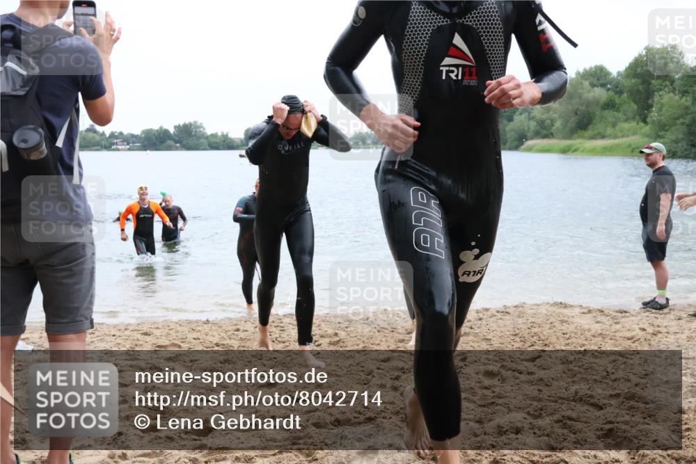 21.06.2025 - 27. Vierlanden-Triathlon Lena Gebhardt http://msf.ph/oto/8042714 15.06.2025 13:22:06 Schwimmen 1231, 1236, 1239, 1251, 1258, 1263, 1270, 1271, 1274, 1275, 1276, 1291, 1294, 1313 meine-sportfotos.de