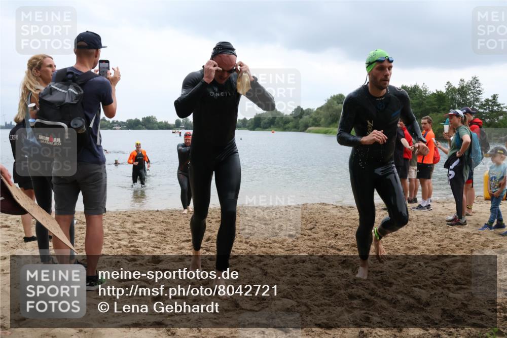 21.06.2025 - 27. Vierlanden-Triathlon Lena Gebhardt http://msf.ph/oto/8042721 15.06.2025 13:22:08 Schwimmen 1231, 1236, 1239, 1251, 1258, 1263, 1271, 1274, 1275, 1276, 1294 meine-sportfotos.de