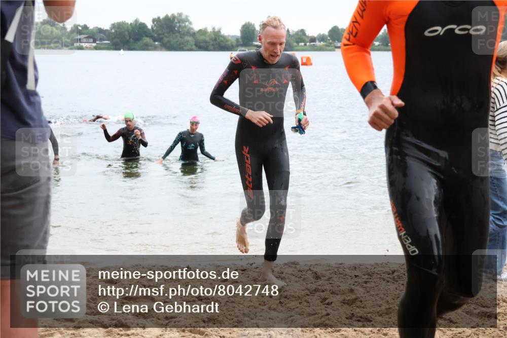21.06.2025 - 27. Vierlanden-Triathlon Lena Gebhardt http://msf.ph/oto/8042748 15.06.2025 13:22:14 Schwimmen 1231, 1236, 1239, 1246, 1251, 1263, 1274, 1275, 1302 meine-sportfotos.de