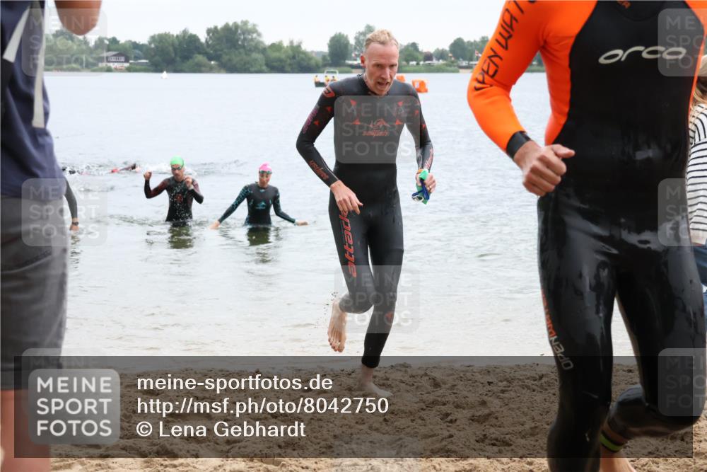 21.06.2025 - 27. Vierlanden-Triathlon Lena Gebhardt http://msf.ph/oto/8042750 15.06.2025 13:22:14 Schwimmen 1231, 1236, 1239, 1246, 1251, 1263, 1274, 1275, 1302 meine-sportfotos.de