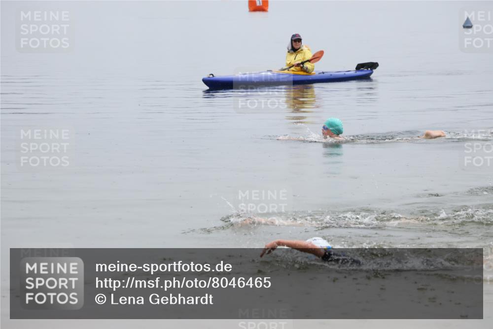 21.06.2025 - 27. Vierlanden-Triathlon Lena Gebhardt http://msf.ph/oto/8046465 15.06.2025 15:00:43 Schwimmen  meine-sportfotos.de