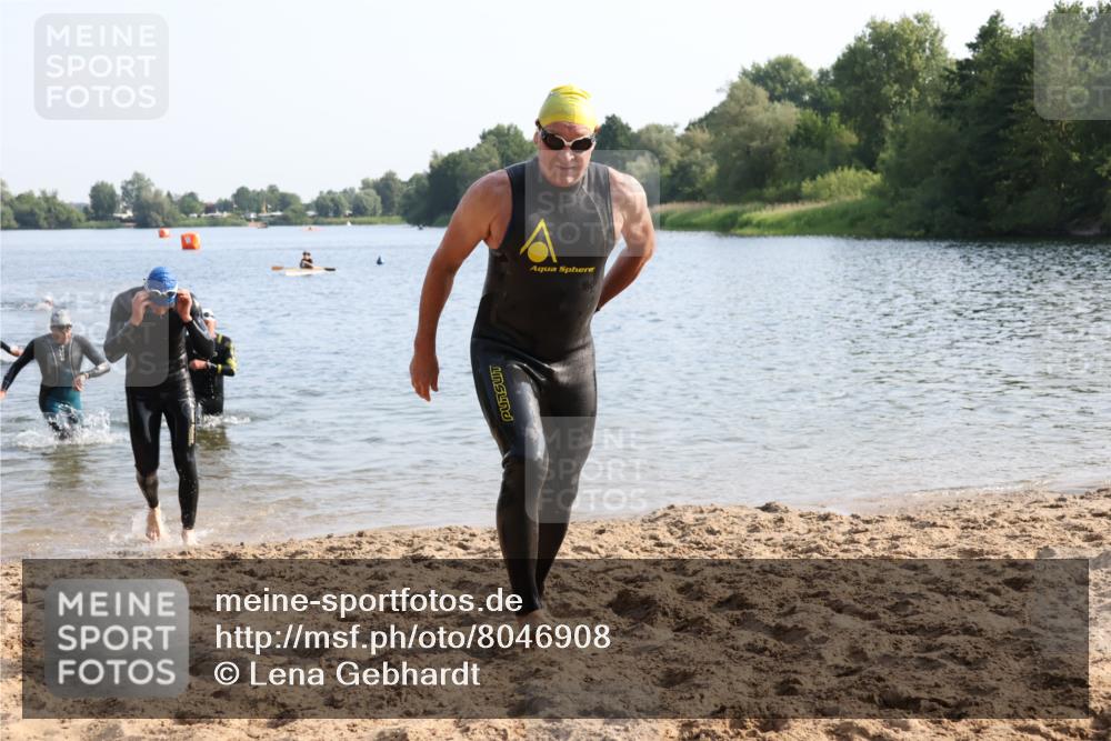 15.06.2025 - 27. Vierlanden-Triathlon Lena Gebhardt http://msf.ph/oto/8046908 15.06.2025 08:44:00 Schwimmen 23, 84, 97, 113, 153, 183 meine-sportfotos.de