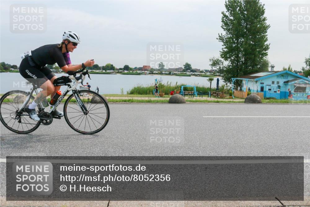15.06.2025 - 27. Vierlanden-Triathlon H.Heesch http://msf.ph/oto/8052356 15.06.2025 10:57:25 Radfahren 149, 566 meine-sportfotos.de
