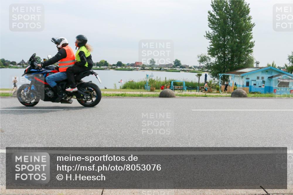 15.06.2025 - 27. Vierlanden-Triathlon H.Heesch http://msf.ph/oto/8053076 15.06.2025 11:03:57 Radfahren 35, 75, 108, 656 meine-sportfotos.de