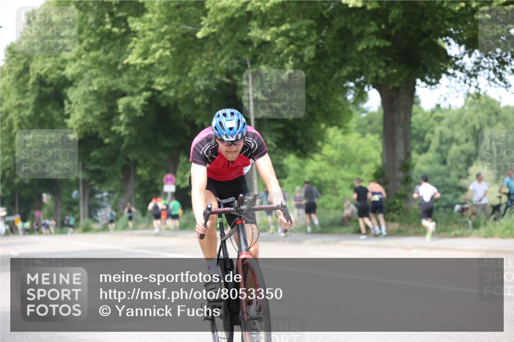 15.06.2025 - 7 Türme Triathlon Yannick Fuchs http://msf.ph/oto/8053350 15.06.2025 13:40:41 Radfahren  meine-sportfotos.de