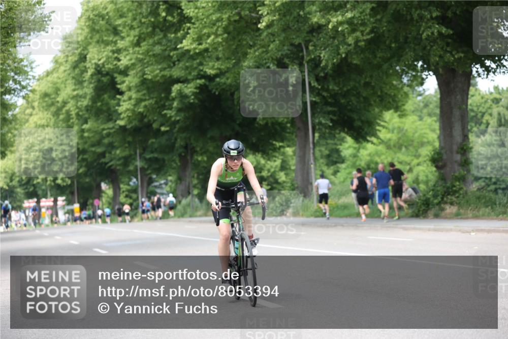 15.06.2025 - 7 Türme Triathlon Yannick Fuchs http://msf.ph/oto/8053394 15.06.2025 13:41:11 Radfahren  meine-sportfotos.de