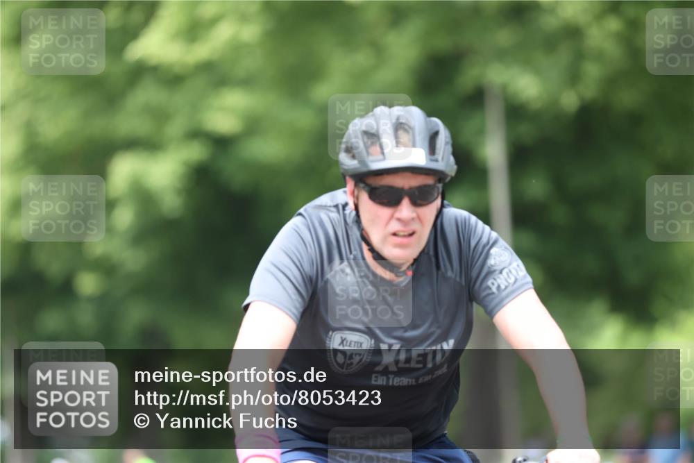 15.06.2025 - 7 Türme Triathlon Yannick Fuchs http://msf.ph/oto/8053423 15.06.2025 13:41:38 Radfahren  meine-sportfotos.de