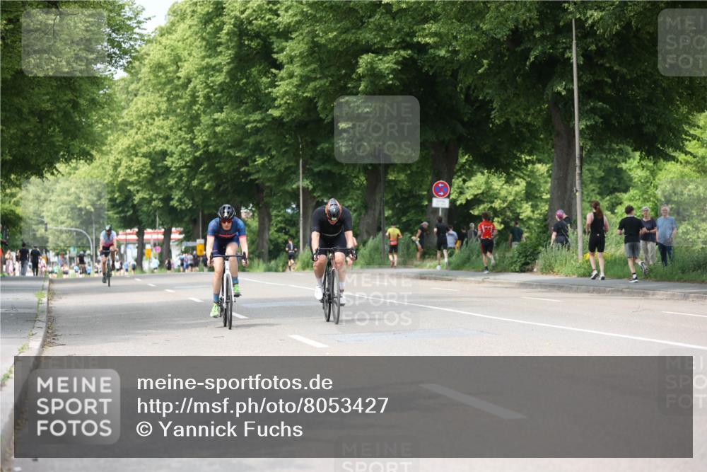15.06.2025 - 7 Türme Triathlon Yannick Fuchs http://msf.ph/oto/8053427 15.06.2025 13:41:56 Radfahren  meine-sportfotos.de