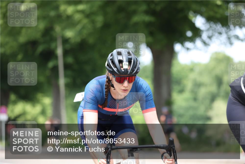 15.06.2025 - 7 Türme Triathlon Yannick Fuchs http://msf.ph/oto/8053433 15.06.2025 13:41:58 Radfahren 670 meine-sportfotos.de