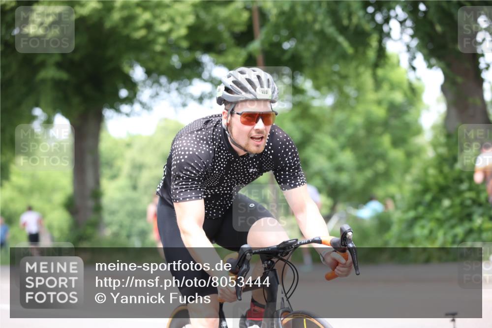 15.06.2025 - 7 Türme Triathlon Yannick Fuchs http://msf.ph/oto/8053444 15.06.2025 13:42:07 Radfahren 199 meine-sportfotos.de