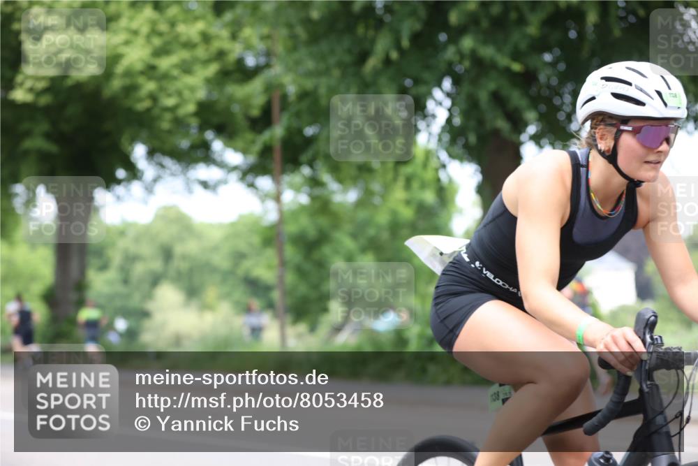 15.06.2025 - 7 Türme Triathlon Yannick Fuchs http://msf.ph/oto/8053458 15.06.2025 13:42:18 Radfahren  meine-sportfotos.de