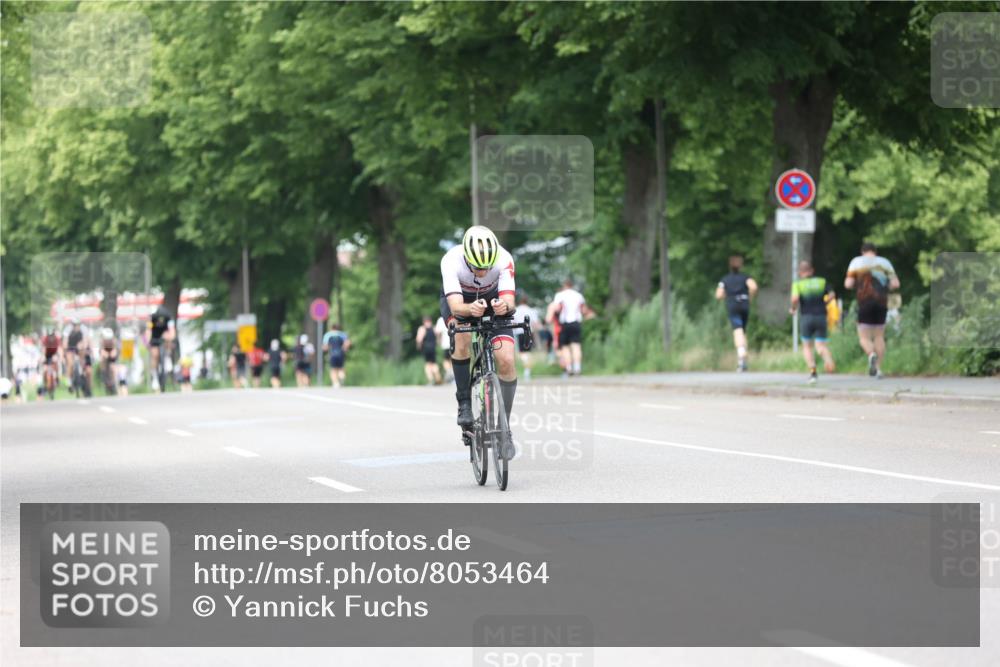 15.06.2025 - 7 Türme Triathlon Yannick Fuchs http://msf.ph/oto/8053464 15.06.2025 13:42:30 Radfahren  meine-sportfotos.de