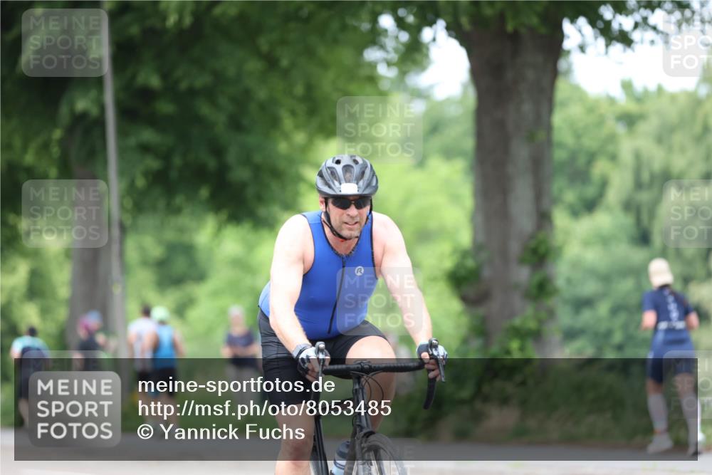 15.06.2025 - 7 Türme Triathlon Yannick Fuchs http://msf.ph/oto/8053485 15.06.2025 13:42:39 Radfahren  meine-sportfotos.de