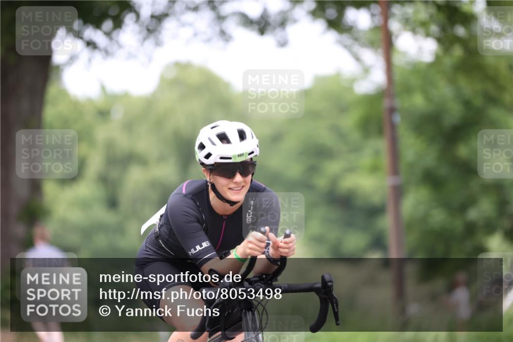 15.06.2025 - 7 Türme Triathlon Yannick Fuchs http://msf.ph/oto/8053498 15.06.2025 13:42:49 Radfahren  meine-sportfotos.de
