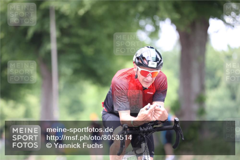 15.06.2025 - 7 Türme Triathlon Yannick Fuchs http://msf.ph/oto/8053514 15.06.2025 13:43:02 Radfahren 281 meine-sportfotos.de