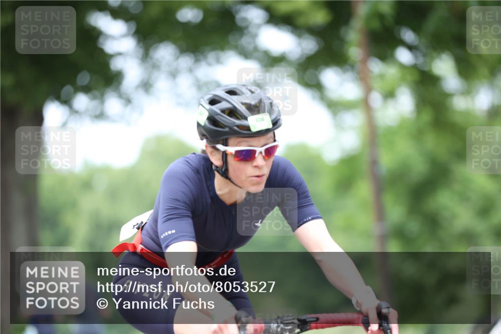 15.06.2025 - 7 Türme Triathlon Yannick Fuchs http://msf.ph/oto/8053527 15.06.2025 13:43:12 Radfahren 650 meine-sportfotos.de