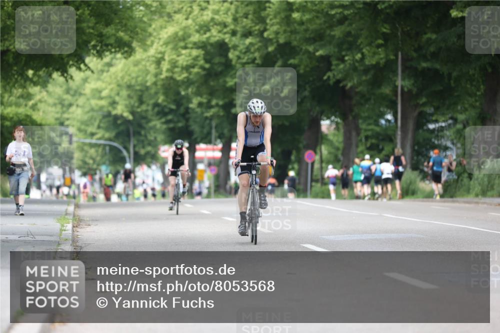 15.06.2025 - 7 Türme Triathlon Yannick Fuchs http://msf.ph/oto/8053568 15.06.2025 13:43:39 Radfahren  meine-sportfotos.de