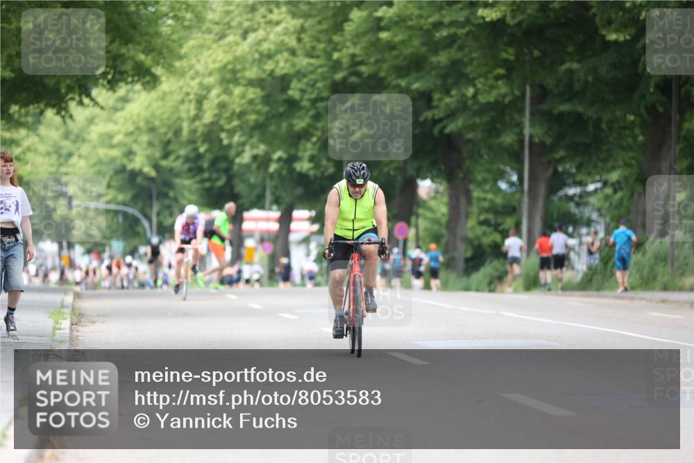 15.06.2025 - 7 Türme Triathlon Yannick Fuchs http://msf.ph/oto/8053583 15.06.2025 13:43:50 Radfahren  meine-sportfotos.de