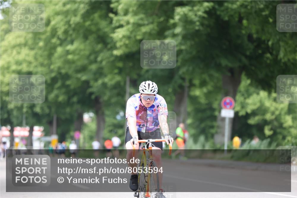 15.06.2025 - 7 Türme Triathlon Yannick Fuchs http://msf.ph/oto/8053594 15.06.2025 13:43:55 Radfahren  meine-sportfotos.de
